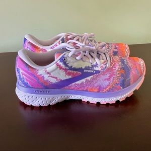 Brooks Ghost 13 - Empower Her